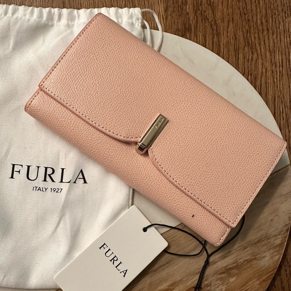NWT! NEW! Furla Ribbon Blush Leather Tei-Fold Long Wallet Women